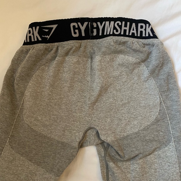 🎬GYM SHARK tights🎬 - Picture 2 of 2
